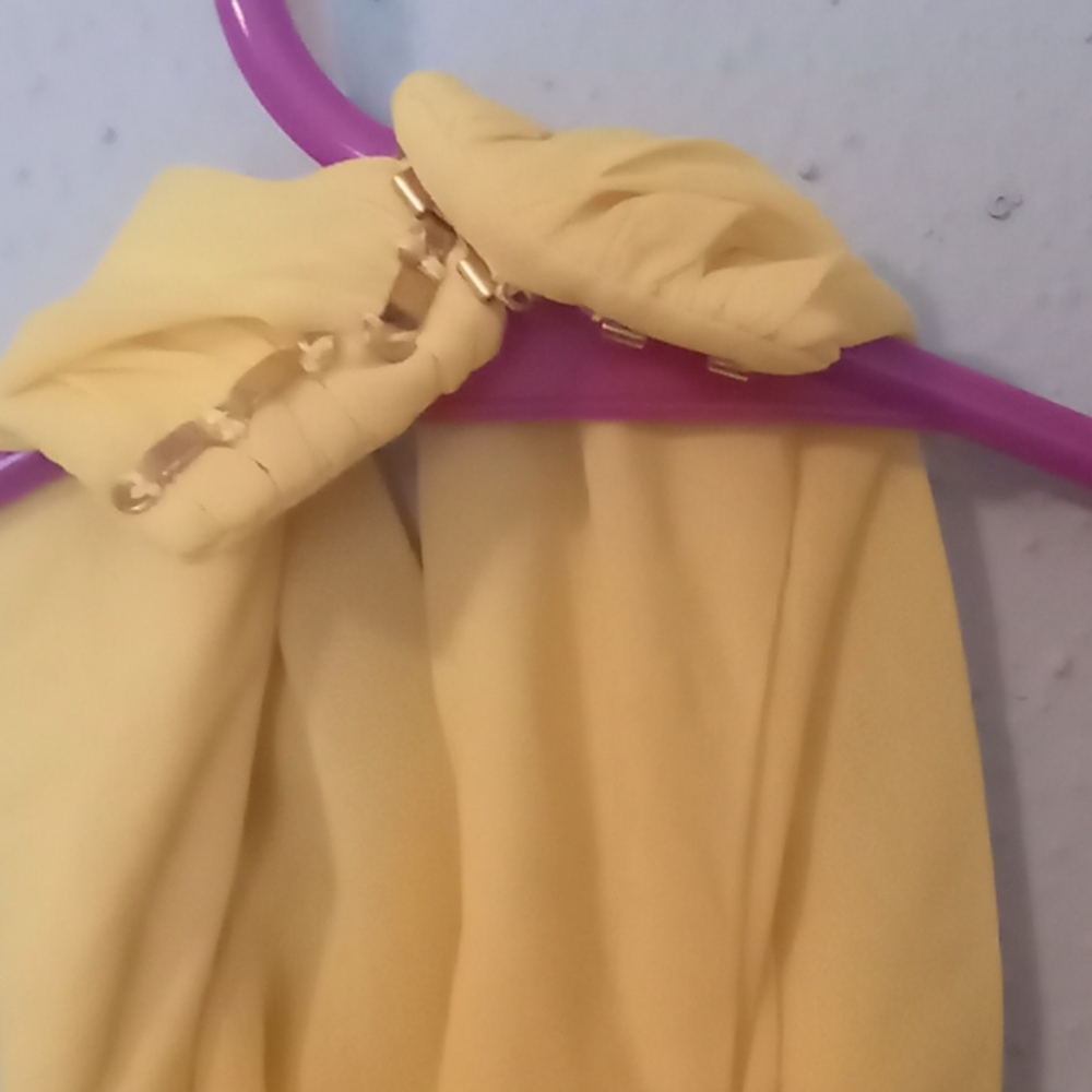 Yellow Jumpsuit💛💋 - Picture 6 of 8